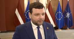 Labklājības ministrs Reinis Uzulnieks (ZZS). Labklājības ministrs Reinis Uzulnieks (ZZS).