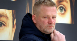 Reinis Pozņaks 2024. gada jūnijā veiksmīgi startēja Eiropas Parlamenta vēlēšanās. Viņam bija konkrēts mērķis, kas pēc pusotra gada vainagojās ar ziņojumu par bezpilota sistēmu jeb dronu izmantošanu
Eiropas drošībai.