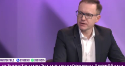 RSU profesors, kardiologs, "Skrides Sirds klīnikas" vadītājs Andris Skride. RSU profesors, kardiologs, "Skrides Sirds klīnikas" vadītājs Andris Skride.