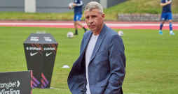 Viktors Dobrecovs kopš 2024. gada sekmīgi strādā ar Latvijas U-19 futbola izlasi. Viktors Dobrecovs kopš 2024. gada sekmīgi strādā ar Latvijas U-19 futbola izlasi.
