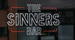 "The Sinners" bārs.
