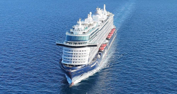 Kruīza kuģis "Mein Schiff Relax" Rīgā pietauvosies Krievu salas piestātnēm.