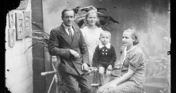 Ģimenes foto.