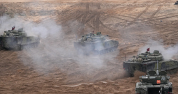 NATO Daudznacionālās brigādes Latvijā mācību "Resolute Warrior" tanku un smagās artilērijas manevru un kaujas šaušanas vingrinājums Ādažu poligonā. NATO Daudznacionālās brigādes Latvijā mācību "Resolute Warrior" tanku un smagās artilērijas manevru un kaujas šaušanas vingrinājums Ādažu poligonā.