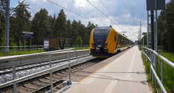 Mobilitātes punkts pie dzelzceļa stacijas "Vecdaugava" Rīgā.