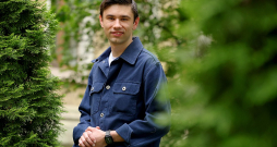 Artūrs Švarcbahs: "Galvenais ir uzturēt spēkā latviešu dziedāšanas fenomenu, kopā dziedāšanu, tāpēc jāļauj dziedāt absolūti visiem, kas vien to vēlas."