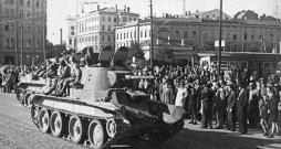 Padomju tanku ierašanās Rīgā 1940. gada 17. jūnijā.