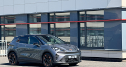 CUPRA Raval.