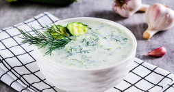 Tzatziki mērce. Tzatziki mērce.