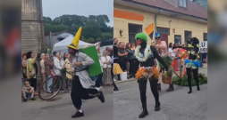 Sabiles Vīna svētku gājiens. Sabiles Vīna svētku gājiens.