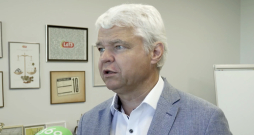 Latvijas Tirgotāju savienības valdes priekšsēdētājs Raimonds Okmanis.