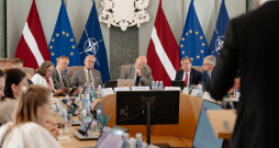 NVO pārstāvju un vairāku Ministru kabineta locekļu tikšanās.