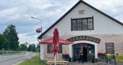 Par spīti vēstures virpuļiem Ķekavas Kalnakrogs stāv kā stāvējis un joprojām atbilst arī savam nosaukumam. 