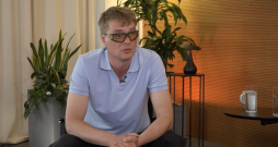 Aktieris Kaspars Zāle.