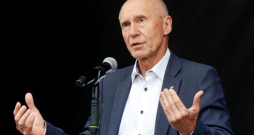 AS "Ceļu satiksmes drošības direkcija" (CSDD) valdes priekšsēdētājs Aivars Aksenoks. AS "Ceļu satiksmes drošības direkcija" (CSDD) valdes priekšsēdētājs Aivars Aksenoks.