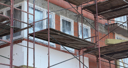 Atvieglota daudzdzīvokļu ēku renovācija.