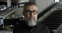 Režisors Viesturs Kairišs.