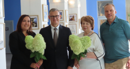 (No kreisās) Ogres tehnikuma direktore Armanda Auziņa, Jelgavas valstpilsētas pašvaldības iestādes "Kultūra" direktors Mintauts Buškevics, biedrības "Siera klubs" valdes priekšsēdētāja Vanda Davidanova, SIA "Malevss"  ("SiersŠtelle") valdes priekšsēdētājs Māris Legzdiņš.