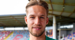 Daniels Balodis ieguvis Latvijas čempionu titulu ar "Valmieru" un "RFS", bet nu pielaikos "Audas" formu. Daniels Balodis ieguvis Latvijas čempionu titulu ar "Valmieru" un "RFS", bet nu pielaikos "Audas" formu.
