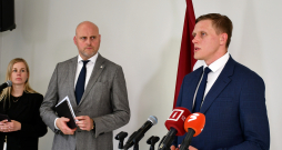 Andris Kulbergs un Jānis Dombrava. Andris Kulbergs un Jānis Dombrava.