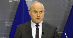 Ministru prezidents Andris Kulbergs. Ministru prezidents Andris Kulbergs.