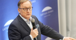 Latvijas Bankas prezidents Mārtiņš Kazāks. Latvijas Bankas prezidents Mārtiņš Kazāks.