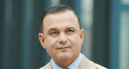 Veselības ministrs Hosams Abu Meri.