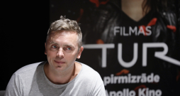 Režisors Uldis Cipsts.