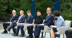 "Karpatu astoņnieks". "Karpatu astoņnieks".