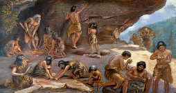 Pirmie iegūt uguni iemācījušies nevis mūsdienu cilvēku pirmsenči, bet gan neandertālieši. Pirmie iegūt uguni iemācījušies nevis mūsdienu cilvēku pirmsenči, bet gan neandertālieši.
