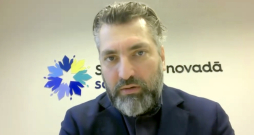 Smiltenes novada domes priekšsēdētājs (Progresīvie) Ervins Labanovskis.