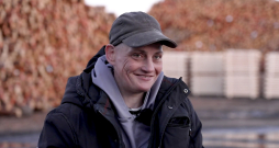 "Ērkšķu" Lelde.
