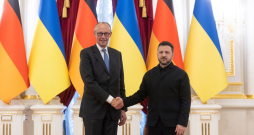 Mercs un Zelenskis Kijivā. 