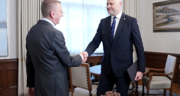 Valsts prezidents tiekas ar Apvienotā Saraksta pārstāvjiem. 