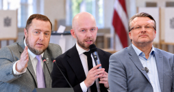 Vjačeslavs Stepaņenko, Andris Šuvajevs, Ainārs Šlesers.