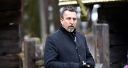 Svarīgi ir VKKF nepārvērsties par "atbilžu mašīnu", teic VKKF padomes priekšsēdētājs Valts Ernštreits. 