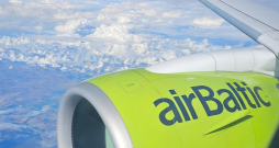 "airBaltic".