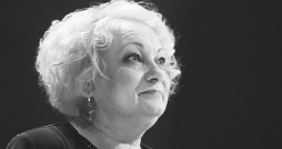 Indra Briķe (1957.-2026.) Indra Briķe (1957.-2026.)