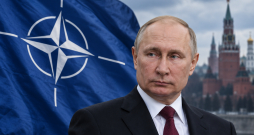 Vladimirs Putins un NATO. Ilustratīvs attēls. 
