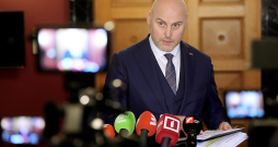 "Es ļoti gribu cerēt, ka valdība līdz valsts svētkiem būs izveidota," trešdien preses konferencē teica Andris Kulbergs. 