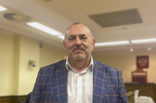 Boriss Nadeždins.