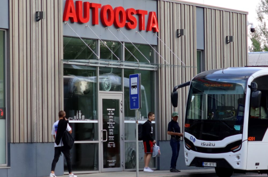 Alūksnes autoosta. Alūksnes autoosta.