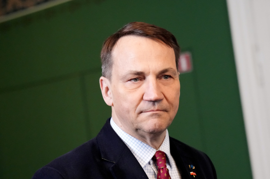 Radislavs Sikorskis Rīgas pilī.