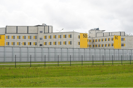 Jauns cietums. Pirms līgumā noteiktā termiņa uzbūvēts un ekspluatācijā nodots jaunais Liepājas cietums. Jauns cietums. Pirms līgumā noteiktā termiņa uzbūvēts un ekspluatācijā nodots jaunais Liepājas cietums.