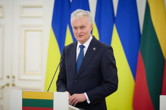 Gitans Nausēda.