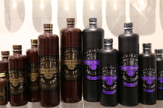Uzņēmuma "Amber Latvijas balzams" produkcija. Uzņēmuma "Amber Latvijas balzams" produkcija.