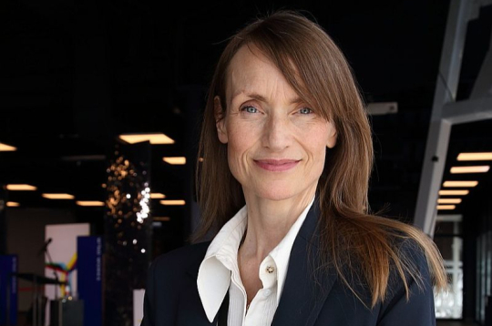 Hanne Klinte: "Atjaunīgās enerģijas projekti, ja pašvaldības tos izmanto gudri, var palīdzēt stiprināt vietējo kopienu vai tieši pretēji – to pazaudēt."