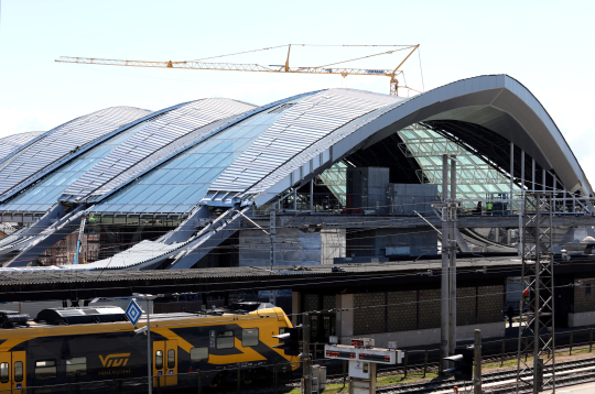 "Rail Baltica" Rīgas Centrālā mezgla būvniecības darbi. "Rail Baltica" Rīgas Centrālā mezgla būvniecības darbi.