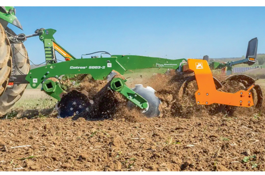 'Amazone DFW 580' veltnis. 'Amazone DFW 580' veltnis.