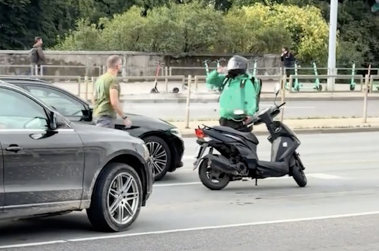 Kurš no vadītājiem pārkāpa ceļu satiksmes noteikumus, tagad skaidros policija.